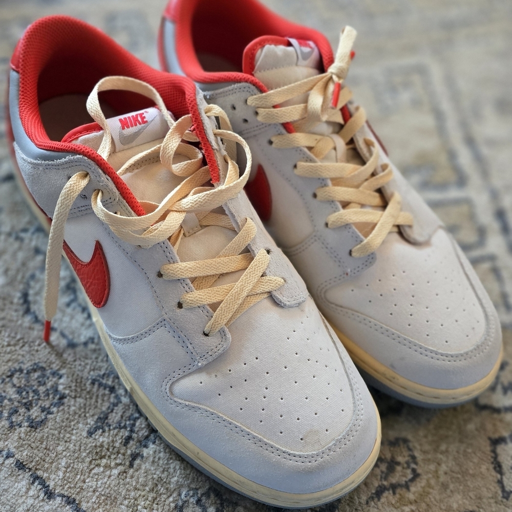 Nike Dunk - Picture 2 of 7